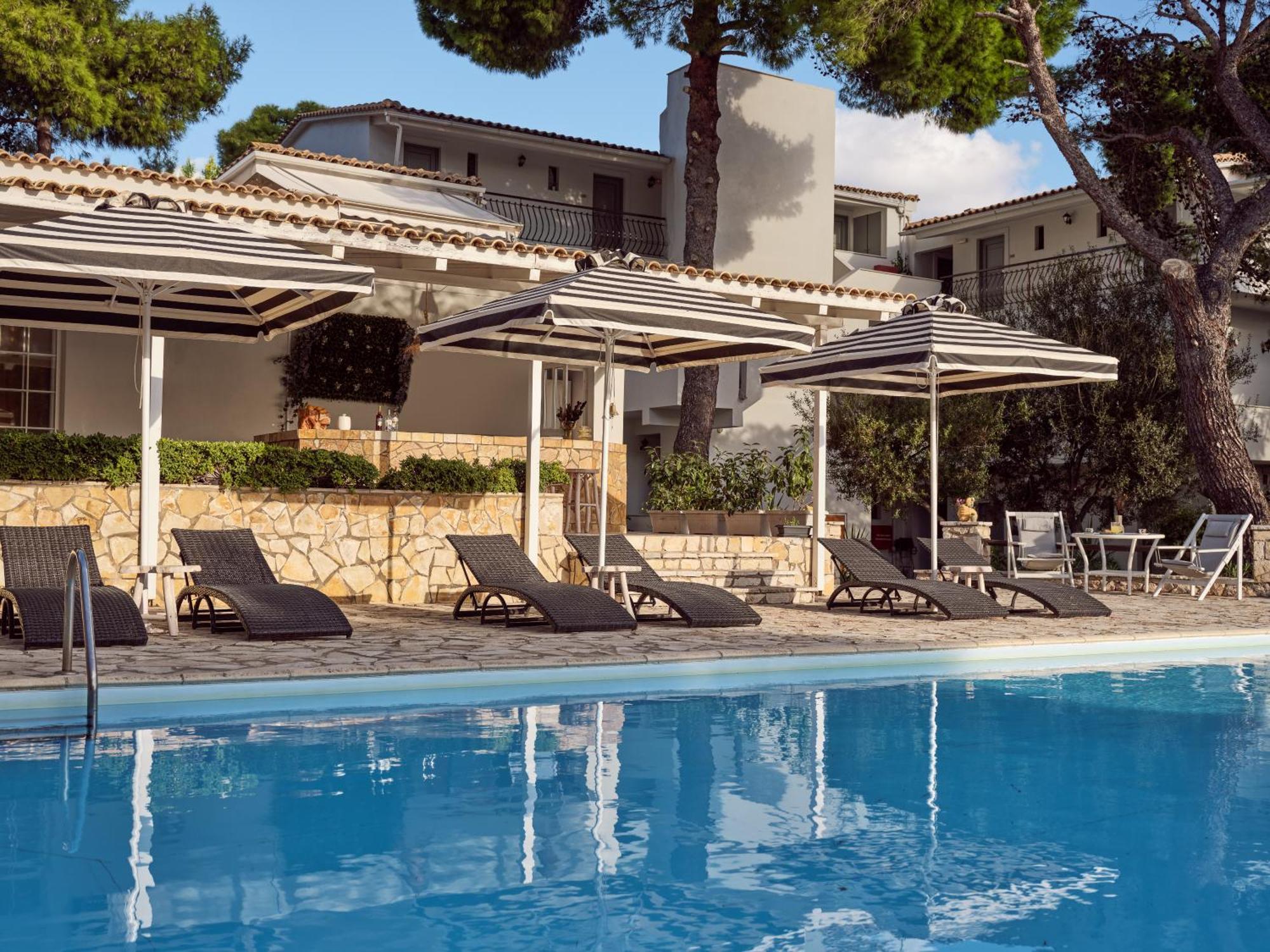 Aquarius Hotel Vasilikí エクステリア 写真